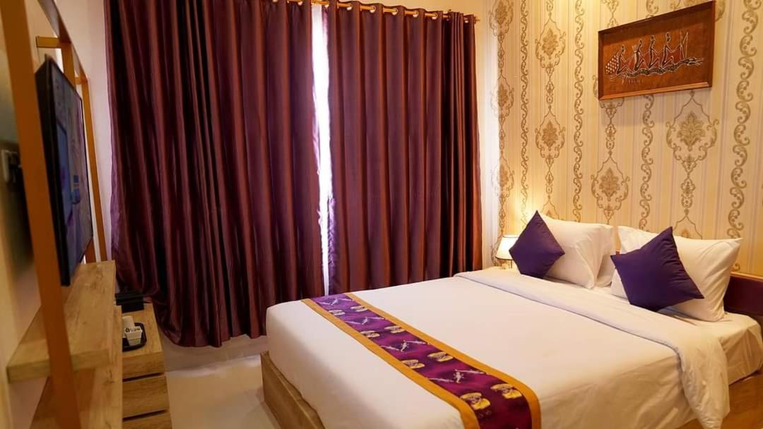 Elohim Hotel Sentani Jayapura Eksteriør billede