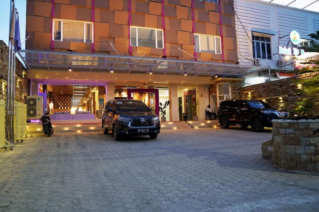 Elohim Hotel Sentani Jayapura Eksteriør billede