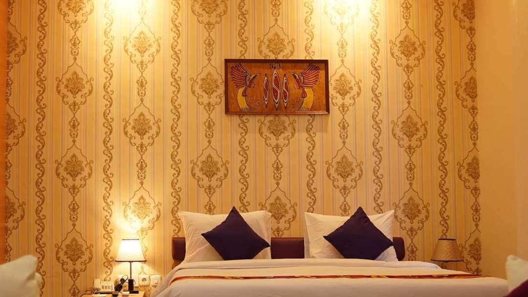 Elohim Hotel Sentani Jayapura Eksteriør billede
